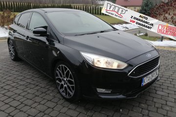 Ford Focus 1.5 benzyna .