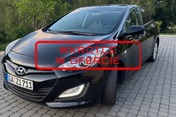 Hyundai i30  1.4 Benzyna Manual Navi Niski przebieg